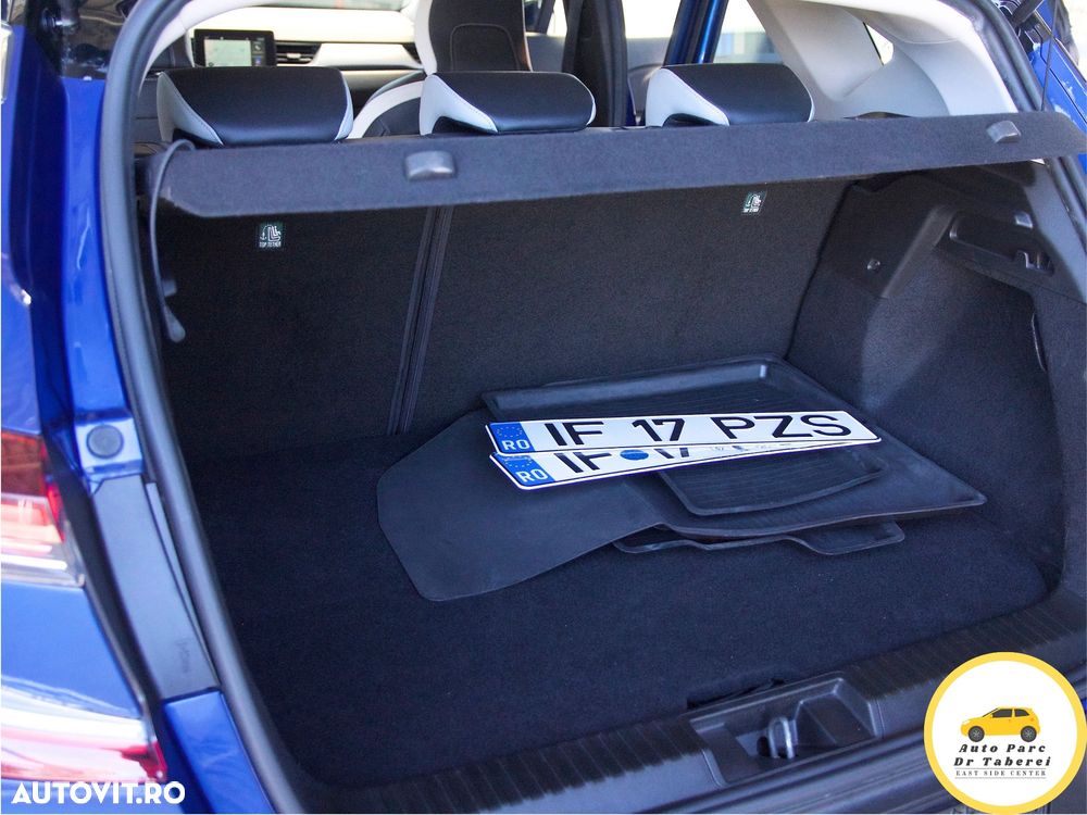 Renault Captur PHEV 160 Techno - 40