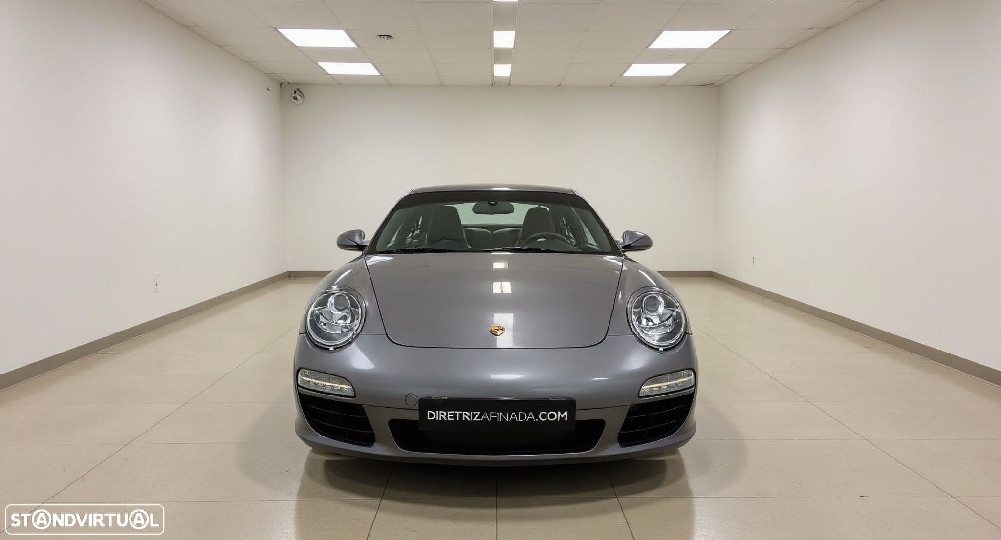 Porsche 911 (997) Carrera - 1