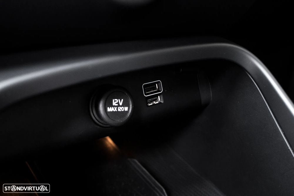 Volvo XC 40 1.5 T5 PHEV Plus Bright - 21