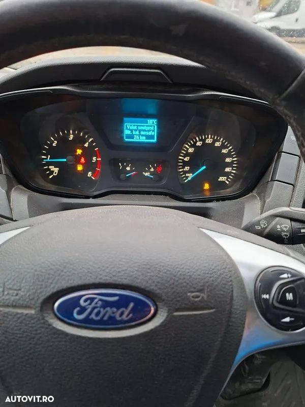 Ford Transit - 10