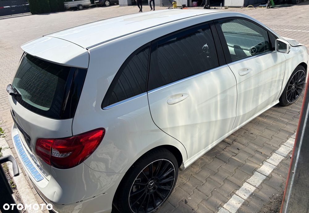 Mercedes-Benz Klasa B 180 CDI (BlueEFFICIENCY) 7G-DCT - 20