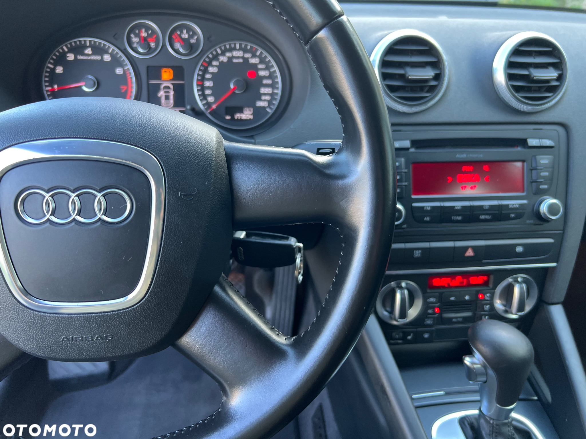 Audi A3 1.6 Ambiente S tronic - 11