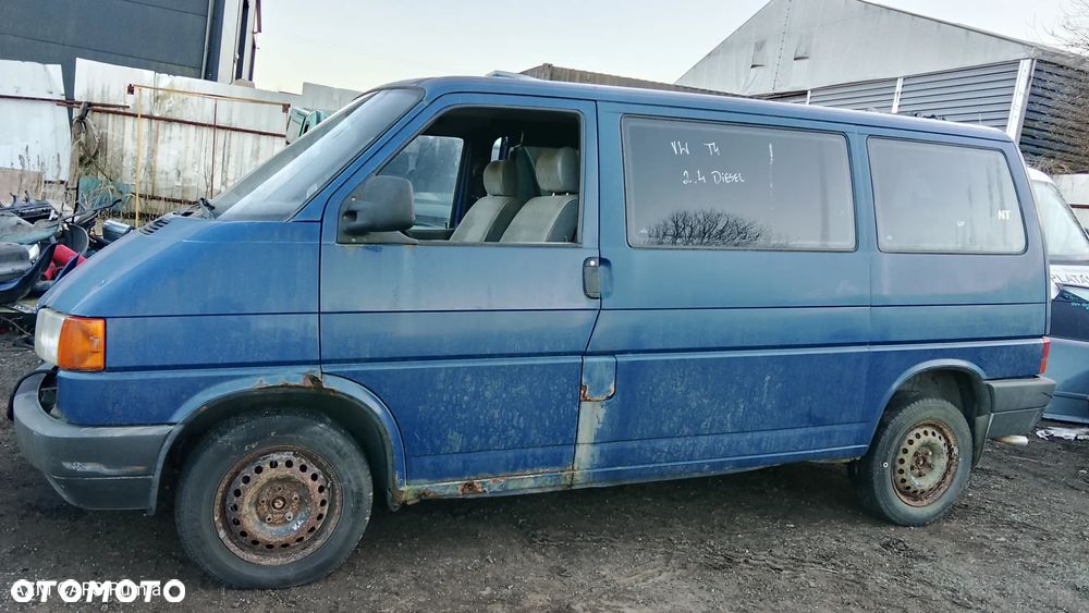 VW TRANSPORTER T4 2.4 DIESEL - 1