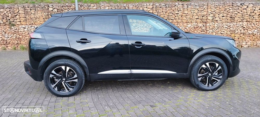 Peugeot e-2008 50 kWh Allure - 8