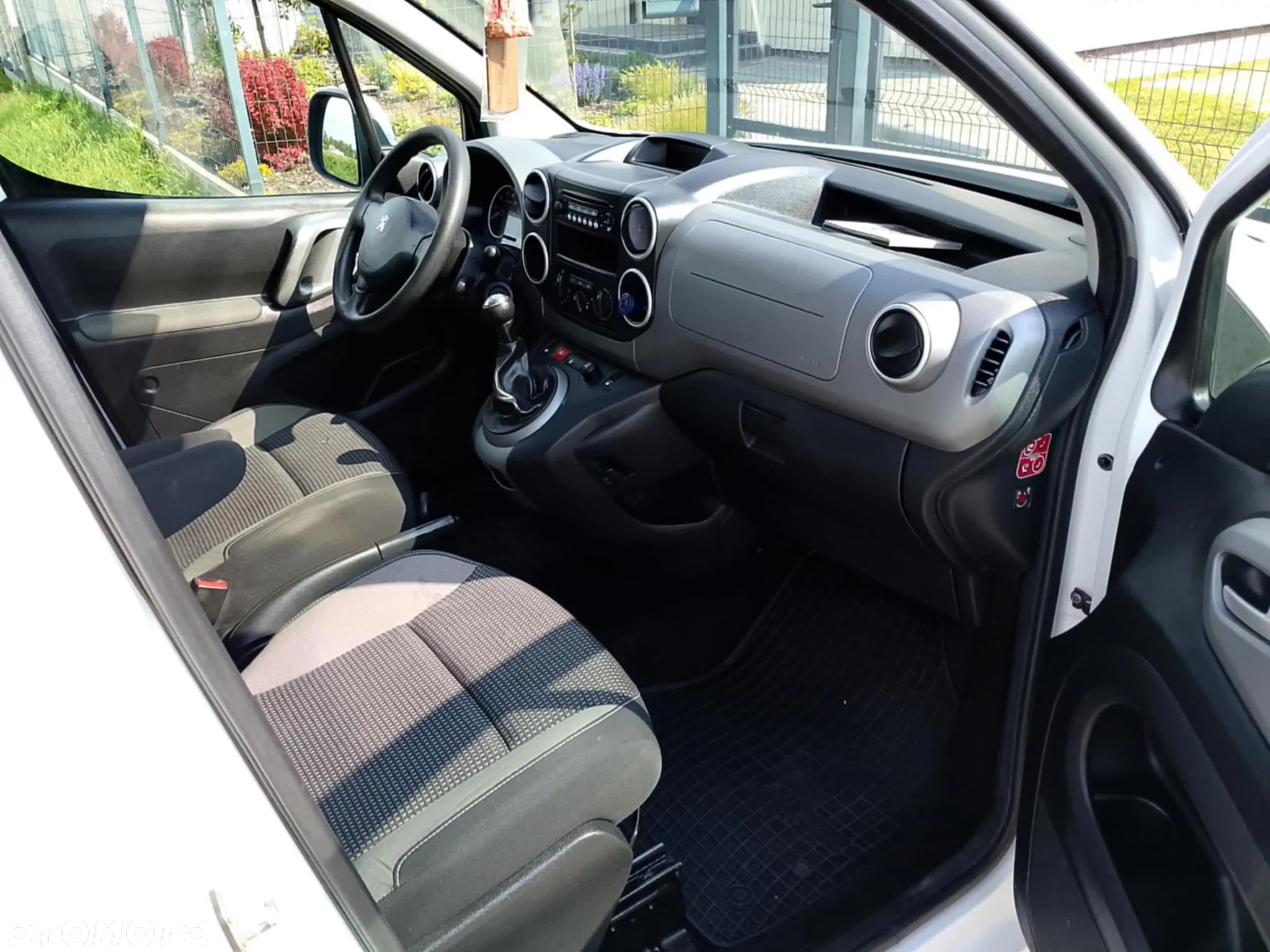 Peugeot Partner 1.6 BlueHDi Active 7os - 21