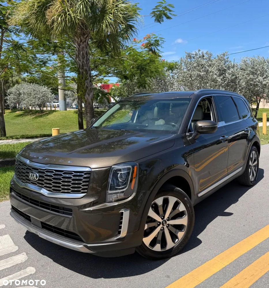 Kia Telluride - 2