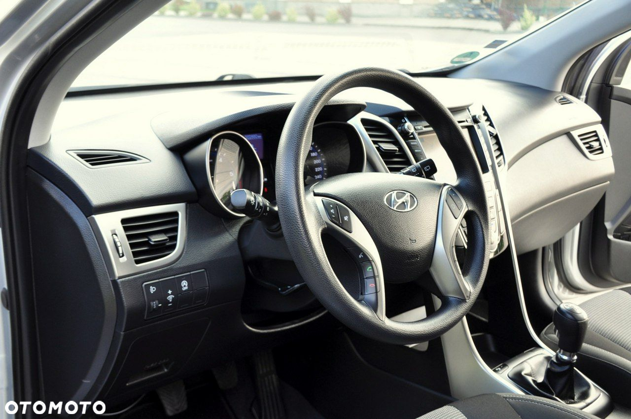 Hyundai i30 - 22