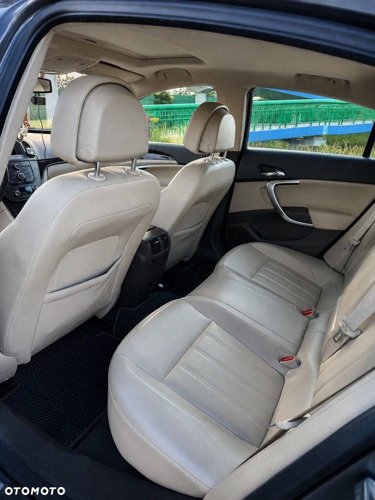 Opel Insignia - 9