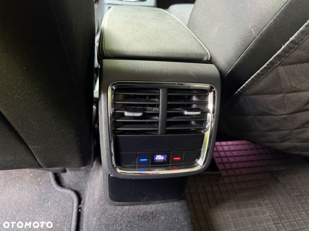 Skoda Octavia 2.0 TDI Style DSG - 25