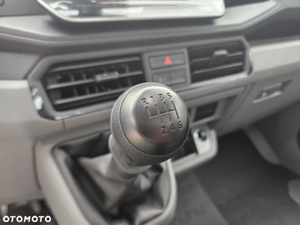 MAN TGE 5.160 Skrzyniowy NA BLIŹNIAKU Paczka 5.4m SalonPL FV23% Od RĘKI - 30