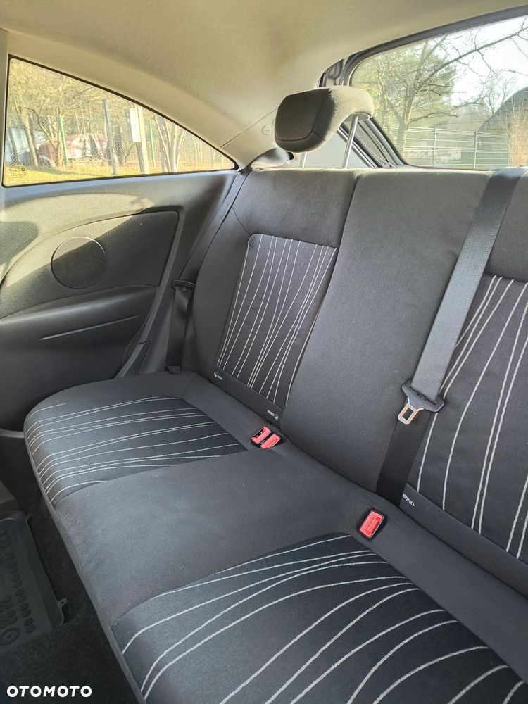 Opel Corsa 1.2 16V Sport - 8