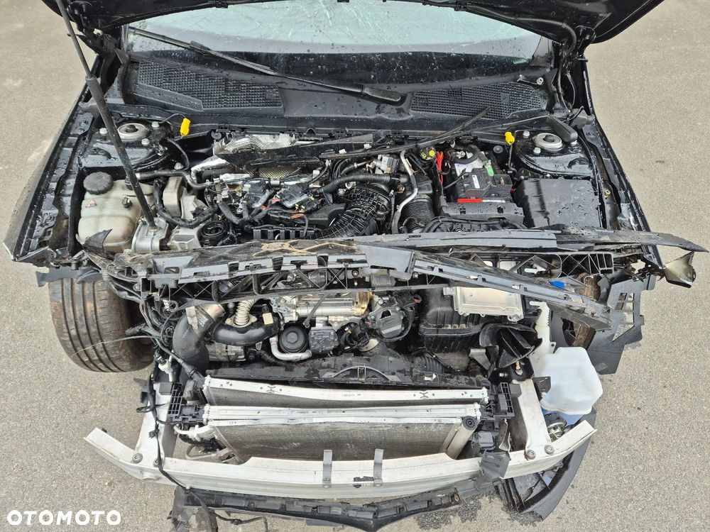 Mercedes-Benz CLA 180 d 8G-DCT - 5