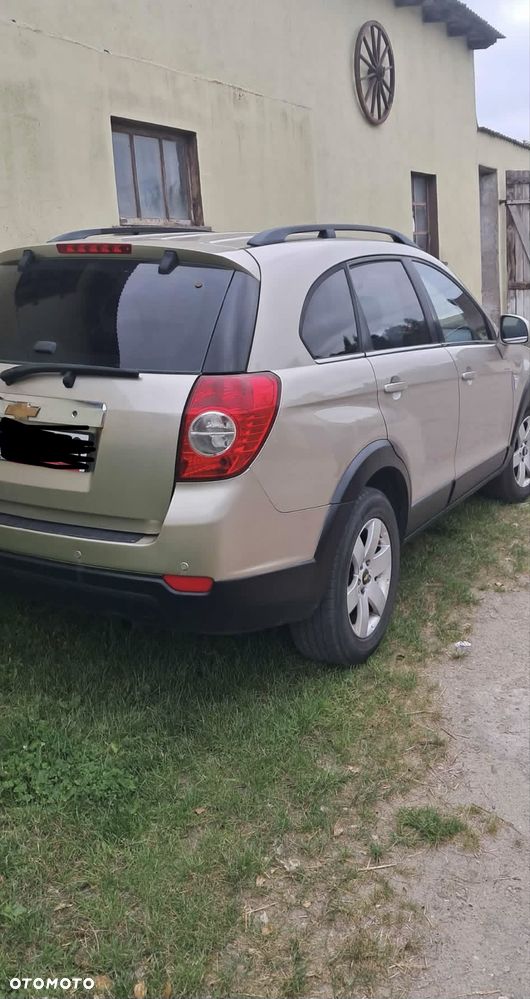 Chevrolet Captiva - 4