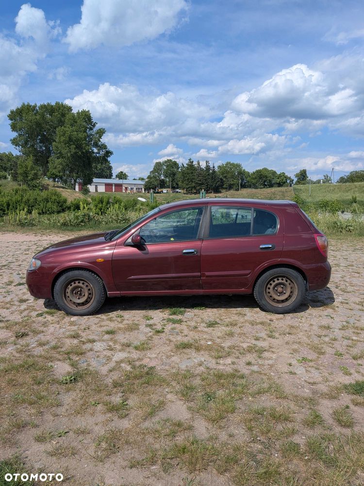 Nissan Almera - 4