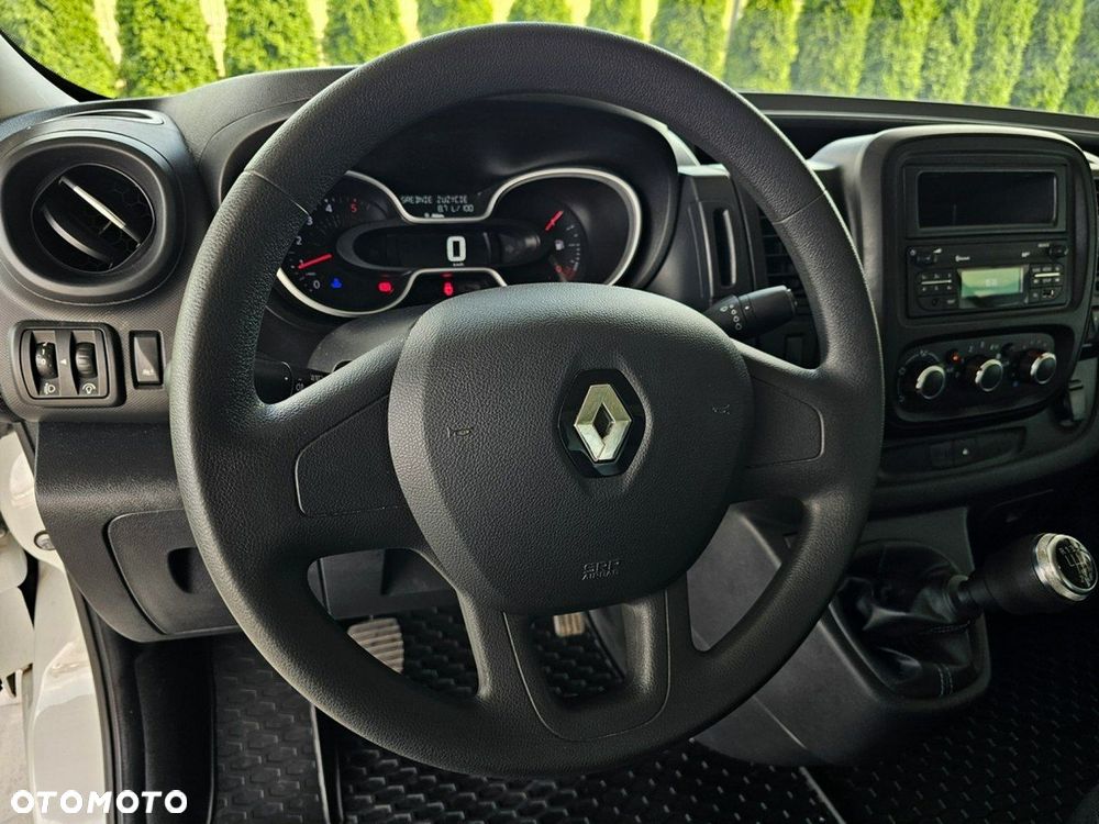 Renault Trafic - 13