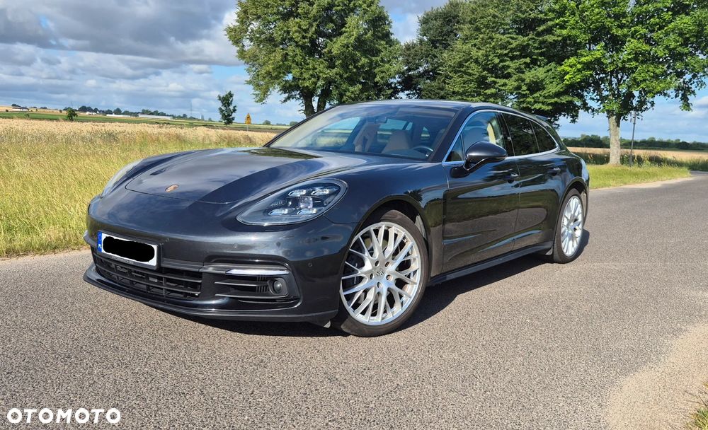 Porsche Panamera 4 E-Hybrid - 2