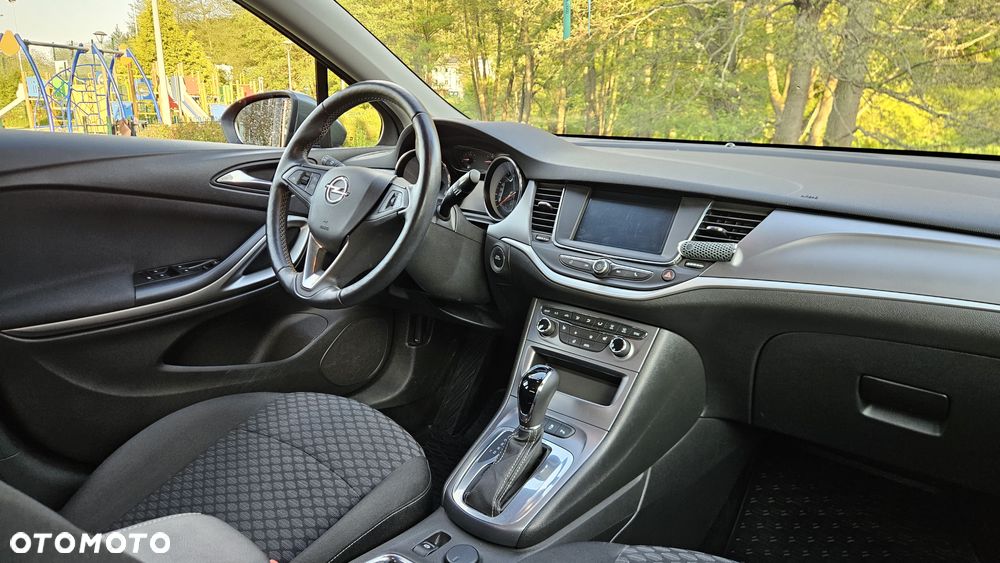Opel Astra 1.4 T Enjoy S&S - 13