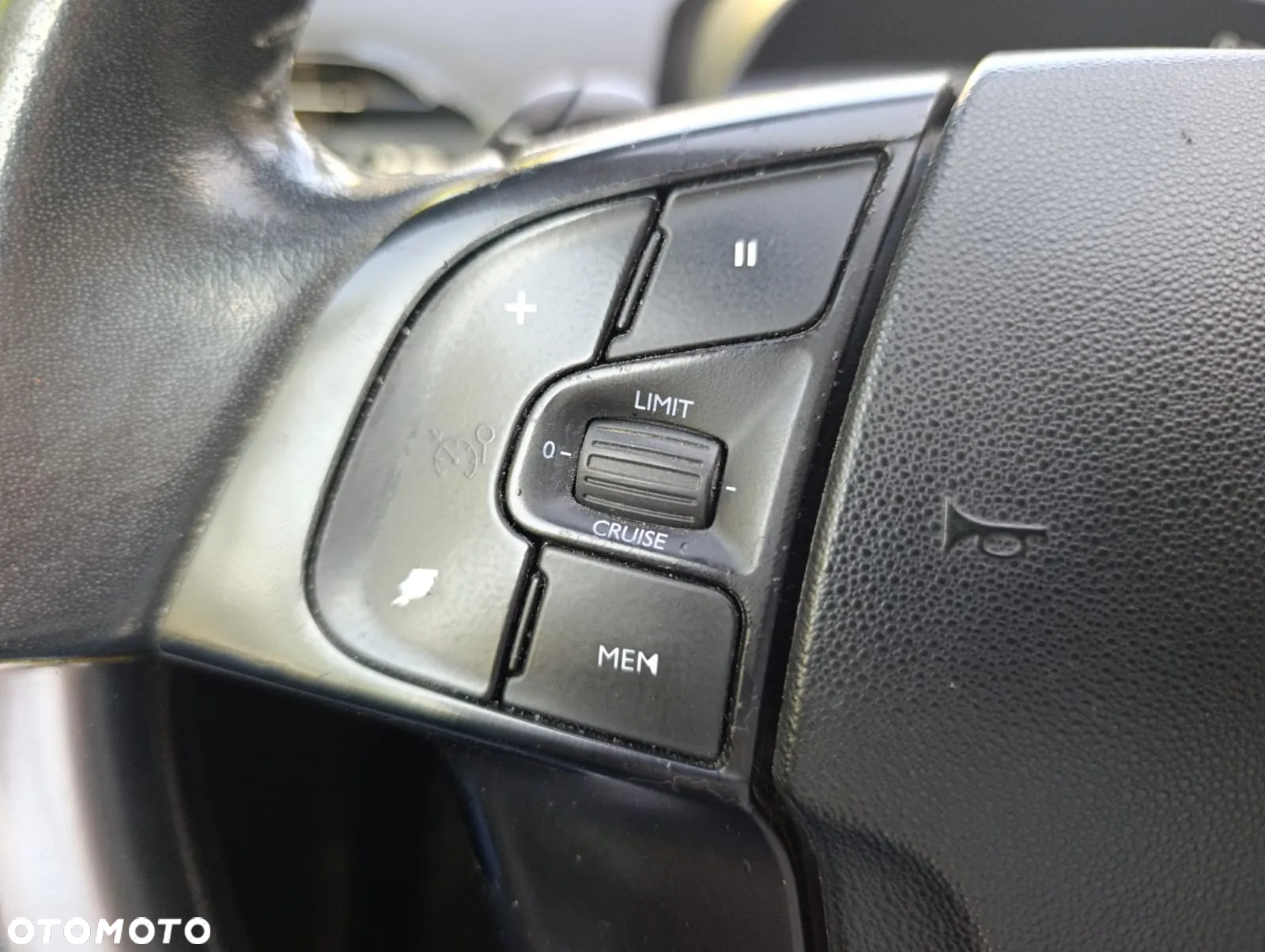 Citroën C4 Picasso BlueHDi 120 EAT6 FEEL - 19