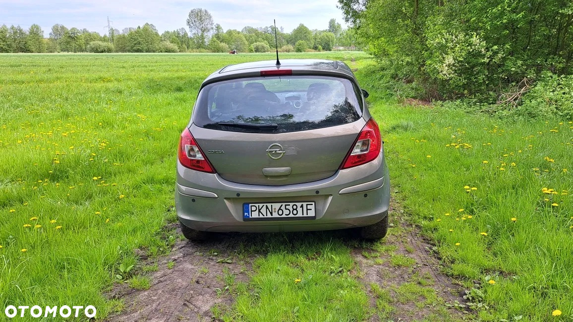 Opel Corsa - 4