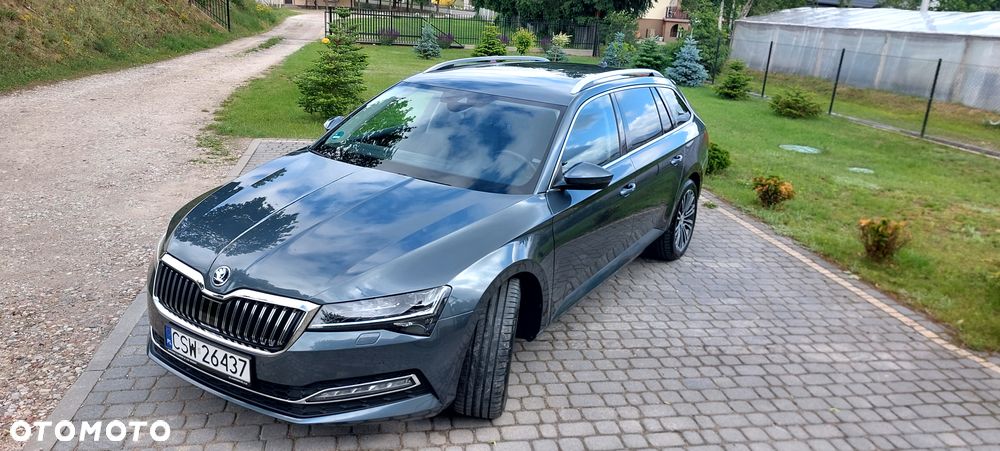 Skoda Superb 2.0 TDI DSG Premium Edition - 11