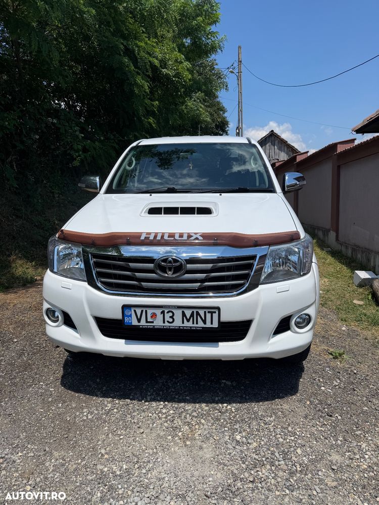 Toyota Hilux 4x4 Double Cab - 1