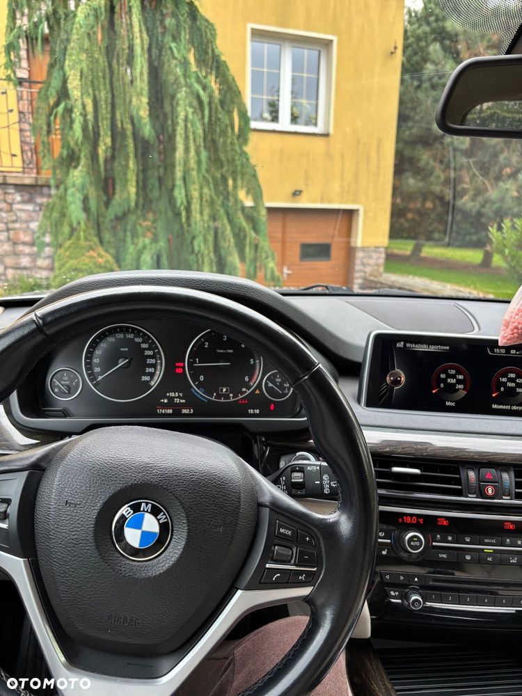 BMW X5 xDrive25d - 11