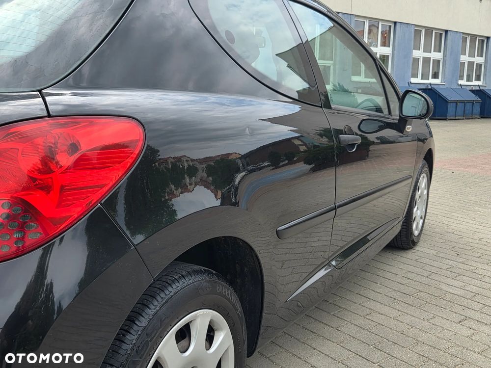 Peugeot 207 90 Filou - 17