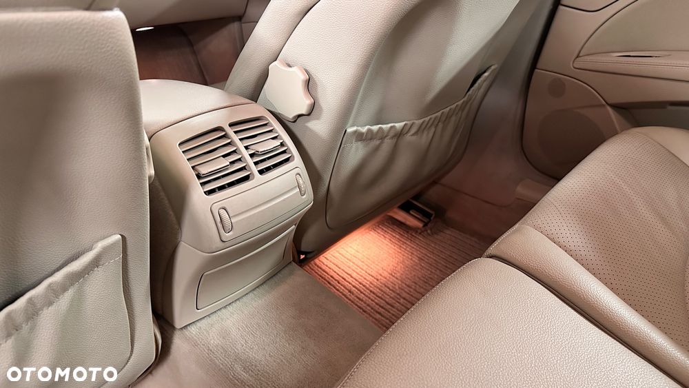 Mercedes-Benz Klasa E 200 Kompressor Automatik Elegance - 38