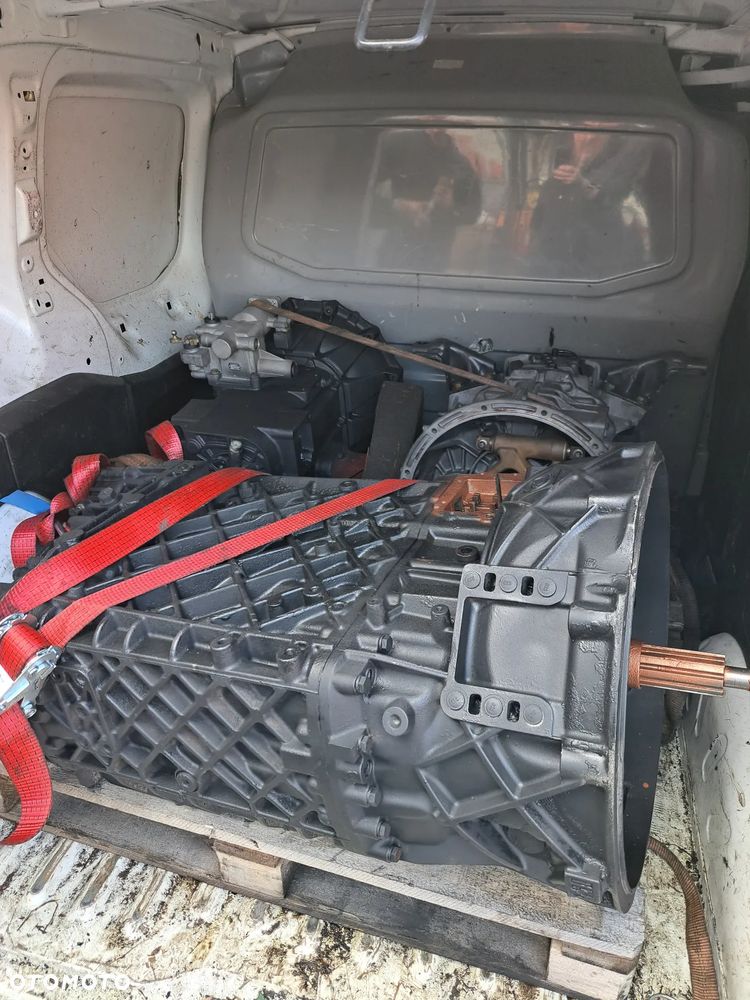 SKRZYNIA BIEGÓW RENAULT T RANGE NAPRAWA - 6