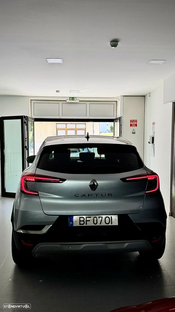 Renault Captur 1.0 TCe Techno Bi-Fuel - 6