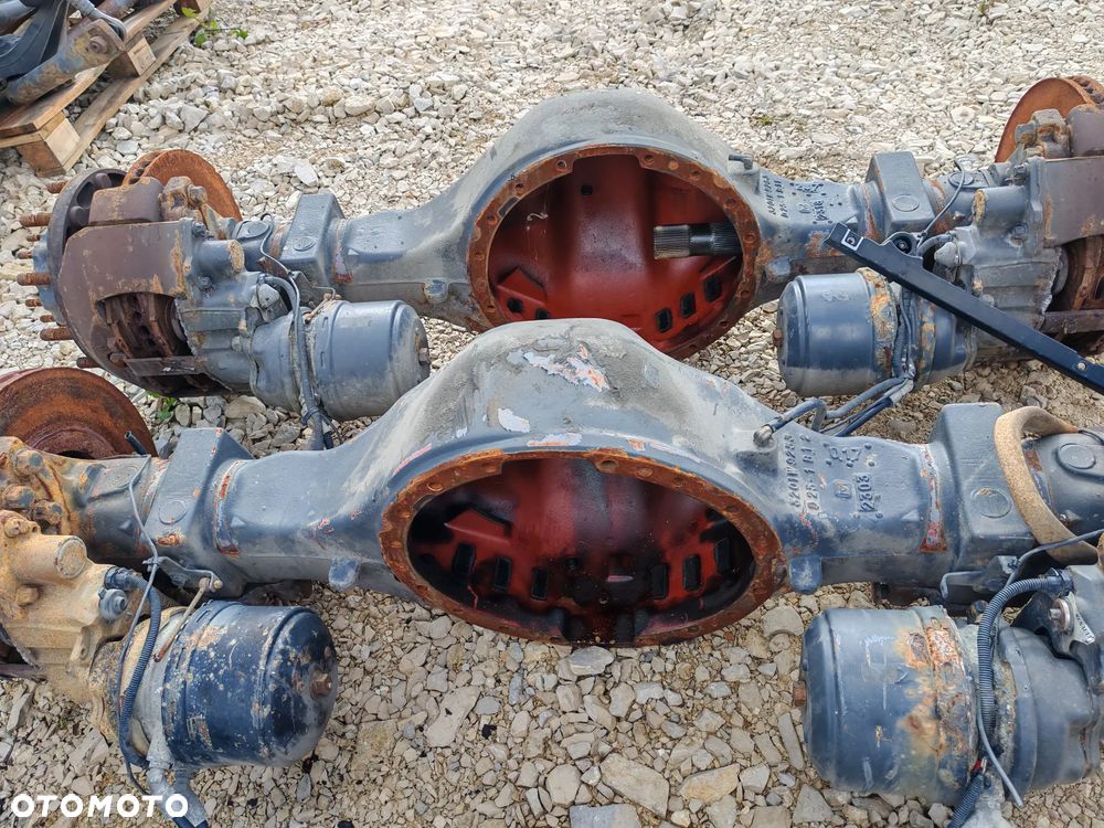 Obudowa mostu MS17X RSS1344C 16 ŚRUB RENAULT PREMIUM MAGNUM DXI RANGE T - 1