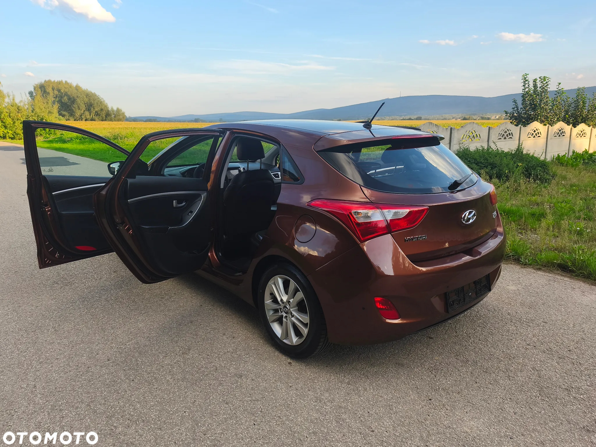 Hyundai i30 1.4 Intro Edition - 10