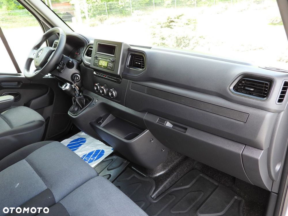 Renault MASTER  PLANDEKA 10 PALET WEBASTO TEMPOMAT LEDY PNEUMATYKA KLIMATYZACJA  165KM - 39