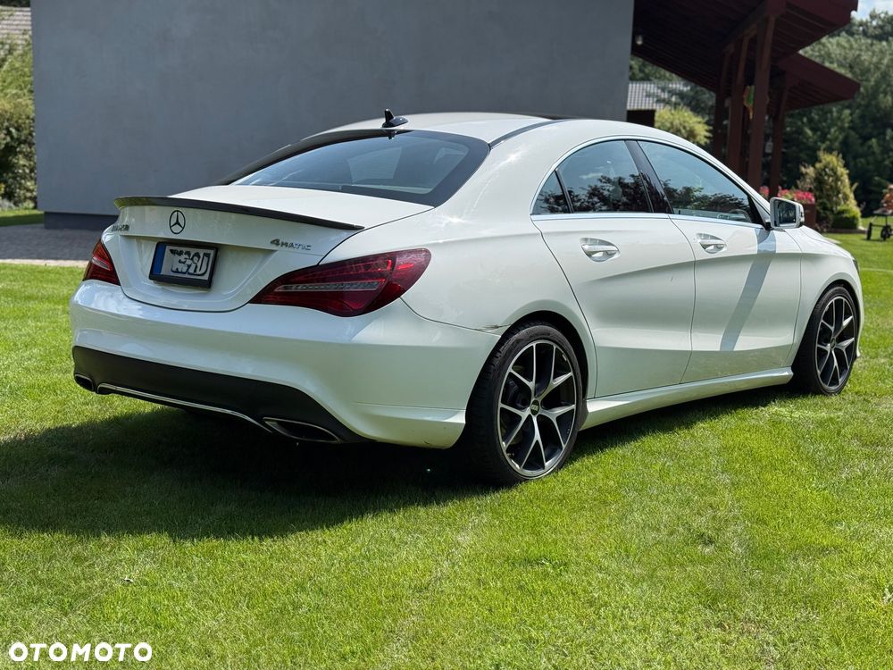 Mercedes-Benz CLA 250 4-Matic - 3