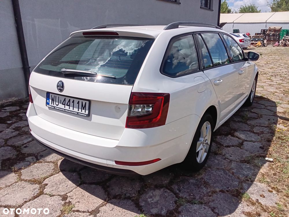 Skoda Octavia 1.6 TDI Ambition - 3