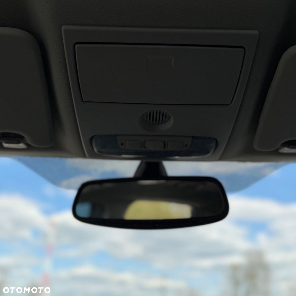 Ford Kuga - 30