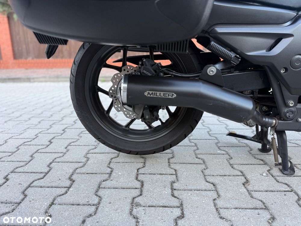 Honda CTX - 11