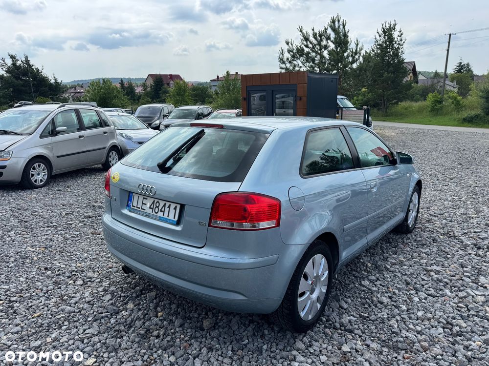 Audi A3 3-drzwiowe 1.6 Ambition - 2