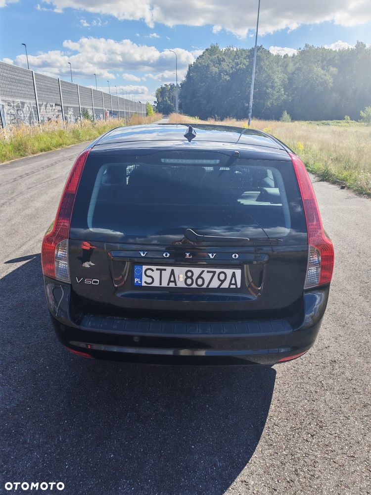 Volvo V50 1.6D DRIVe Momentum Start-Stop - 3