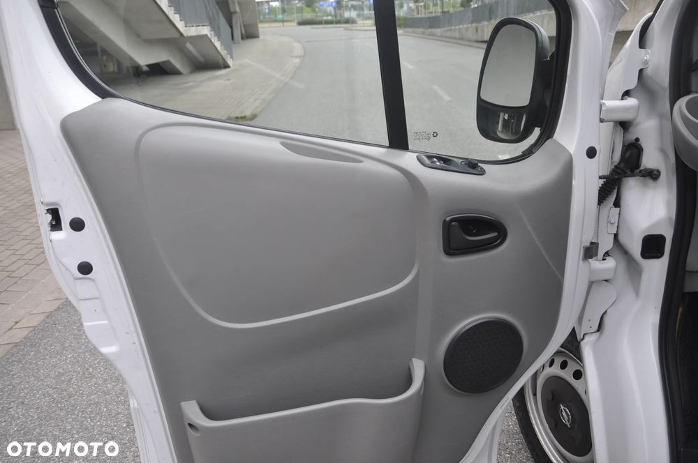 Renault Trafic - 22