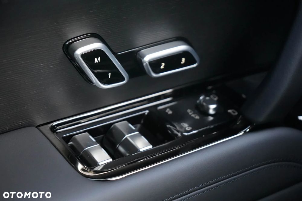Land Rover Range Rover Sport S 4.4 V8 P530 Autobiography - 26