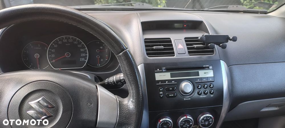 Suzuki SX4 - 5