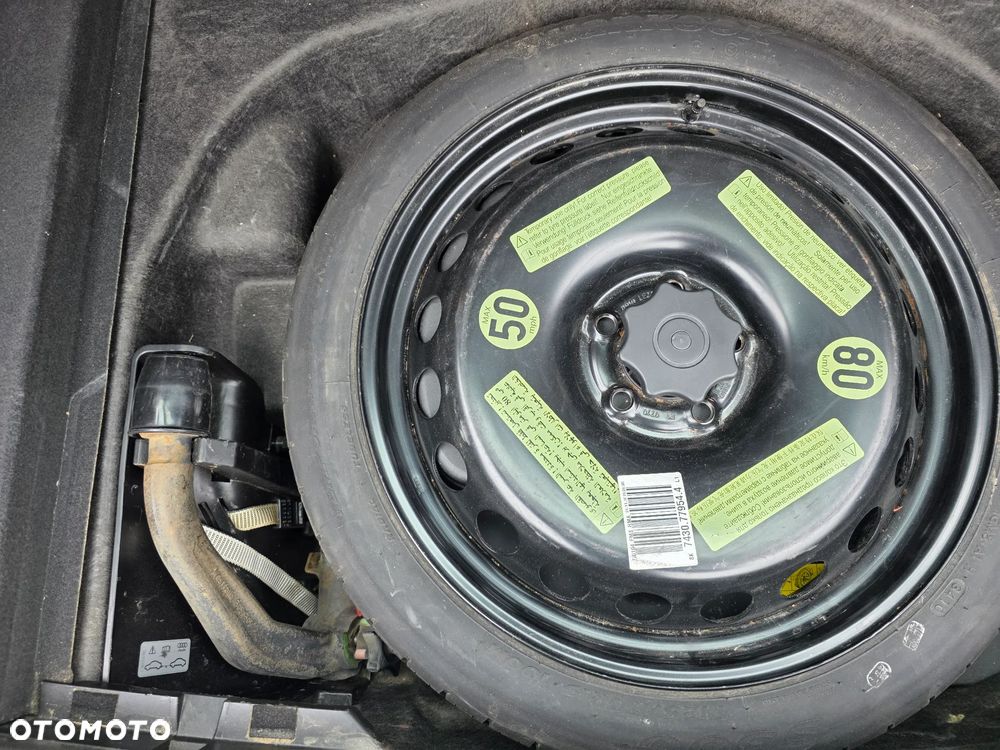 Audi A4 Avant 2.0 TDI DPF Ambition - 14