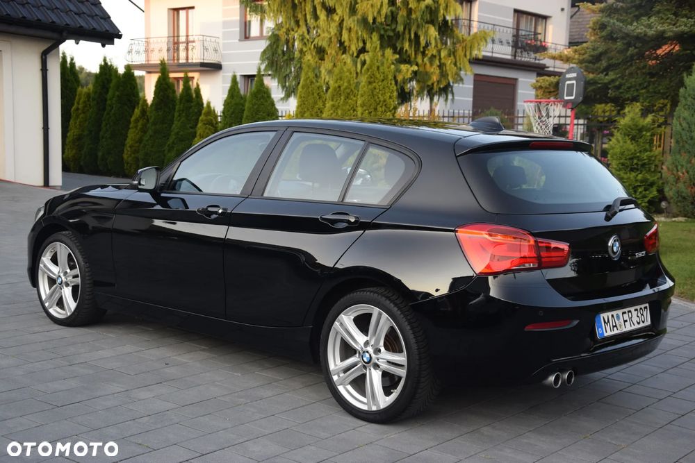 BMW Seria 1 120i Advantage - 4