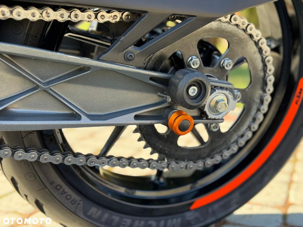 KTM Duke 125 - 12