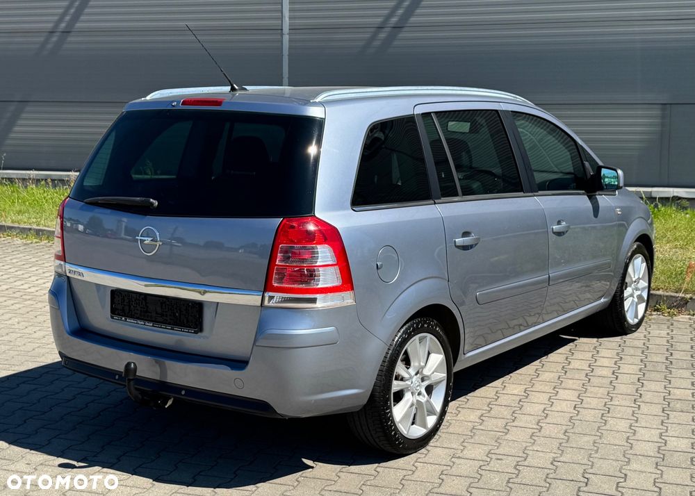 Opel Zafira 1.8 Design Edition - 9