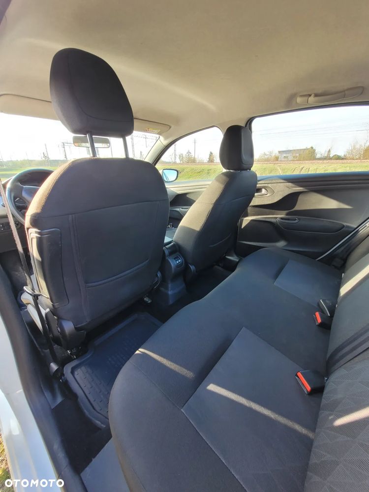 Citroën C-Elysée 1.6 VTi Feel - 23