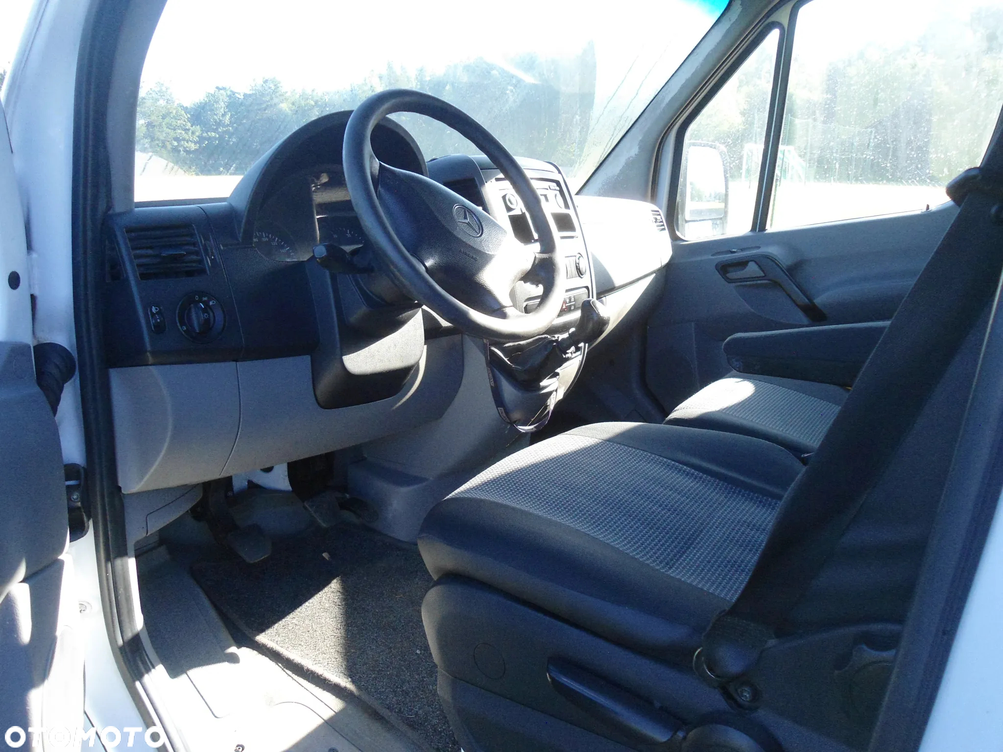 Mercedes-Benz Sprinter - 6