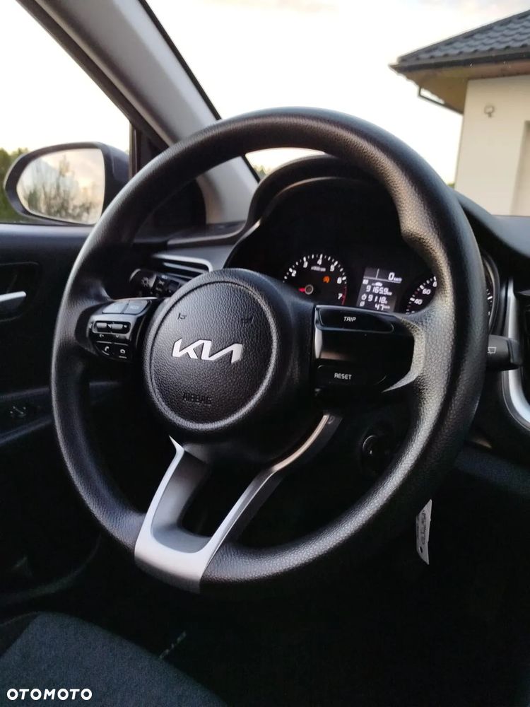 Kia Stonic 1.2 L Business Line - 25