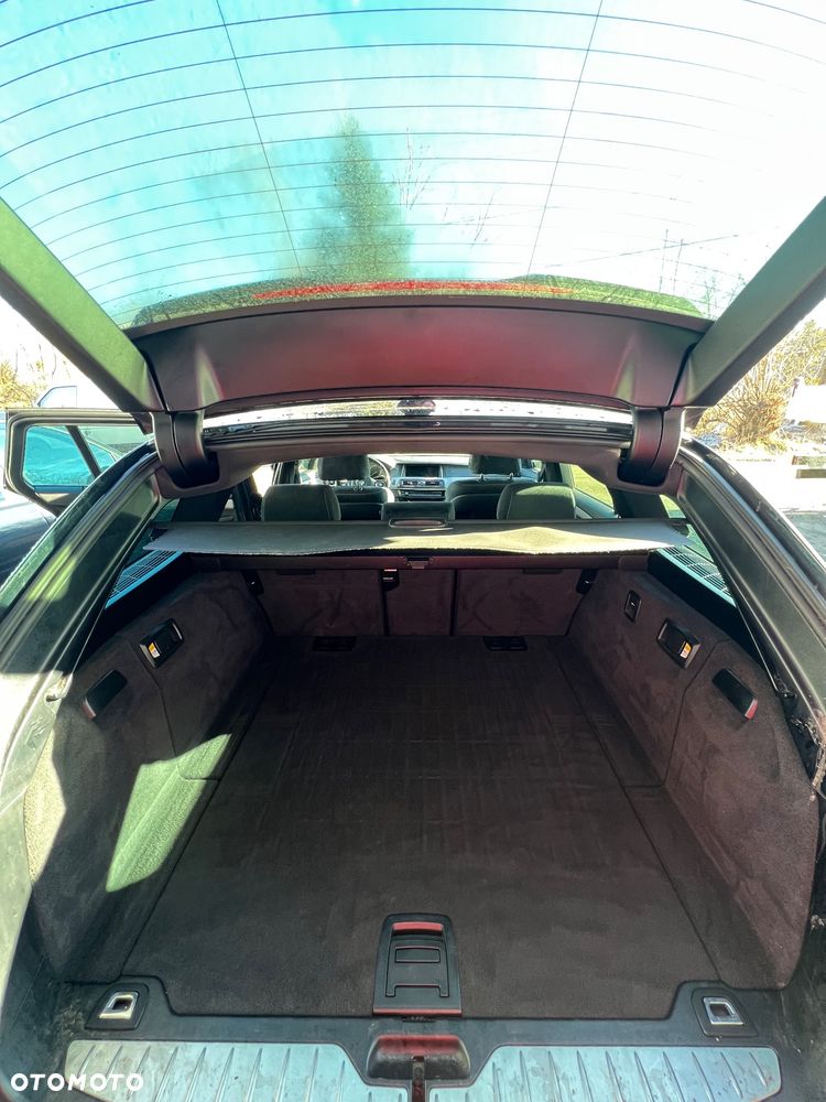 BMW Seria 5 520d xDrive - 22